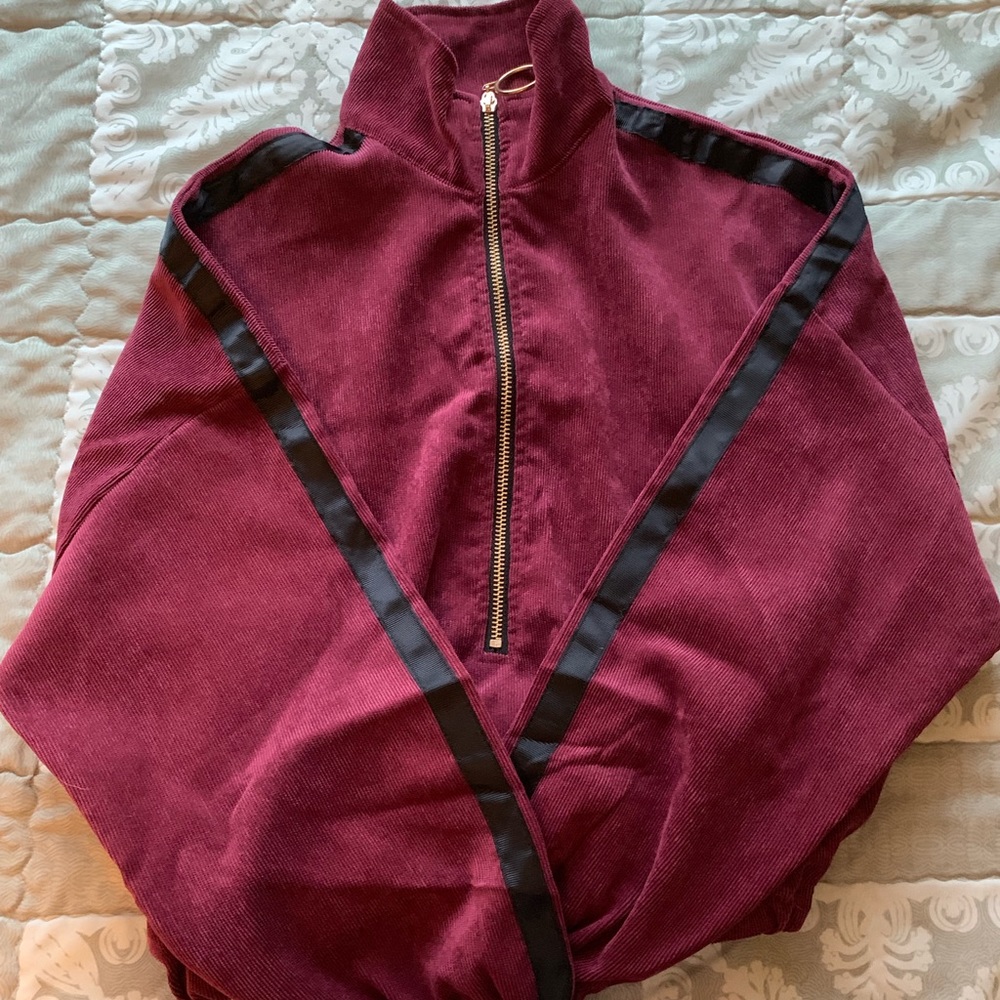 Cropped maroon half-zip turtleneck